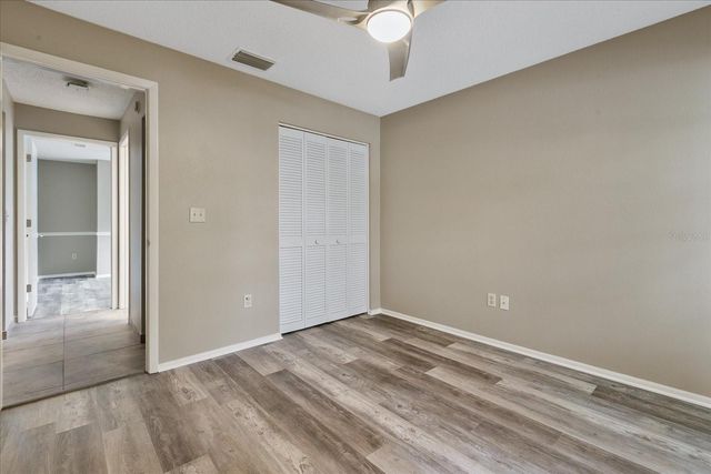 11647 FOX CREEK DRIVE, Tampa, FL 33635