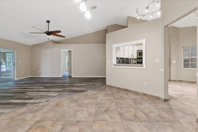 11647 FOX CREEK DRIVE, Tampa, FL 33635