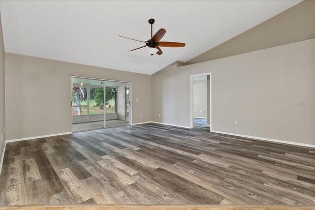 11647 FOX CREEK DRIVE, Tampa, FL 33635