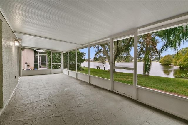 11647 FOX CREEK DRIVE, Tampa, FL 33635