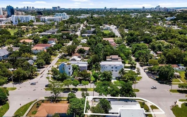 1015 SW 4th Ave B, Fort Lauderdale, FL 33315