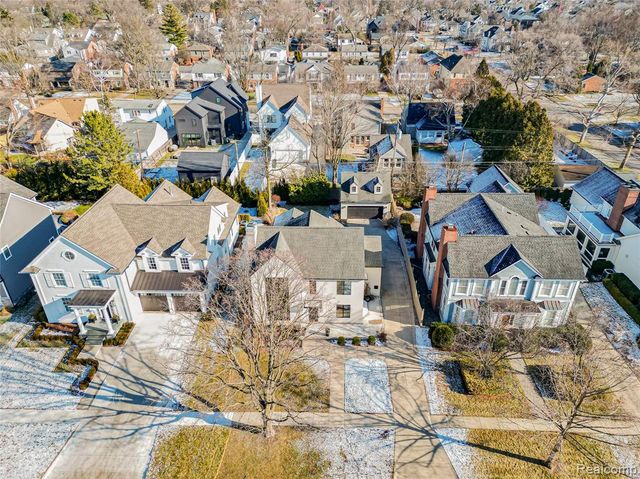 1323 Washington Boulevard, Birmingham, MI 48009