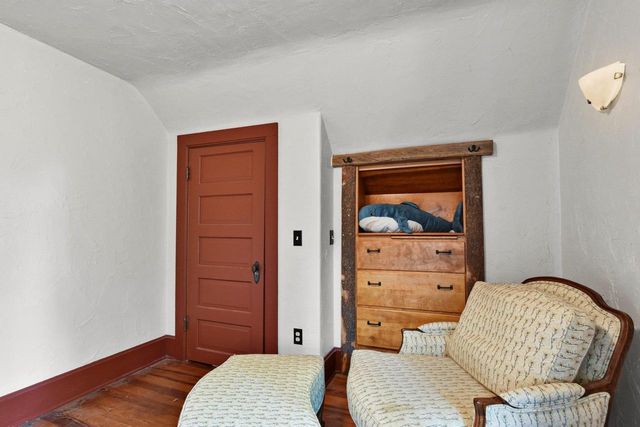 2326 E Johnson Street, Madison, WI 53704