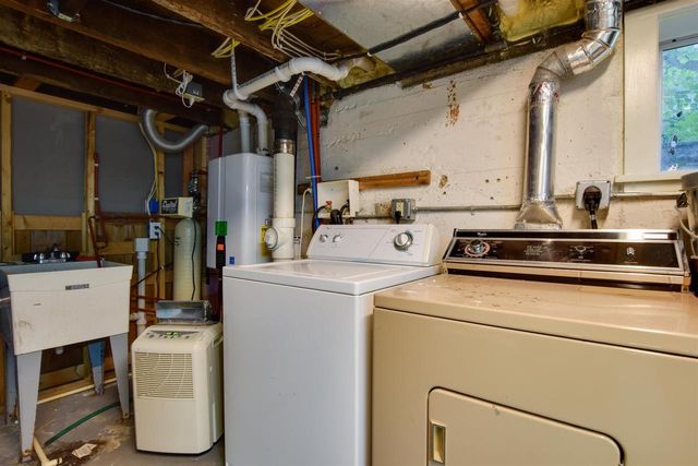 2326 E Johnson Street, Madison, WI 53704