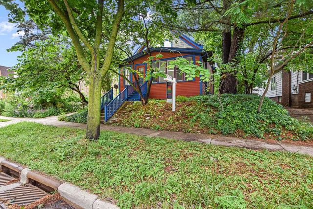 2326 E Johnson Street, Madison, WI 53704