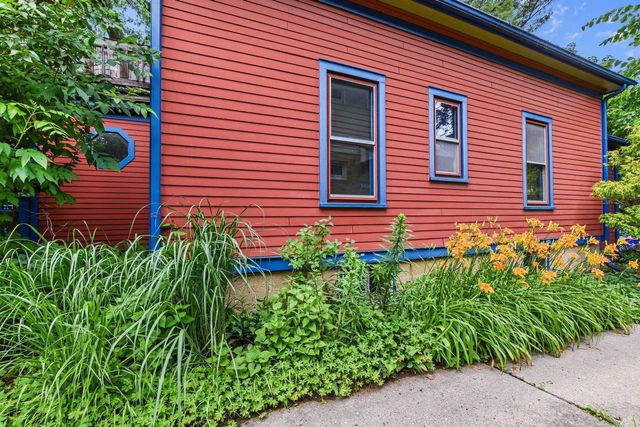 2326 E Johnson Street, Madison, WI 53704