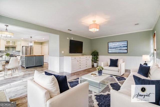 1203 Parkwood NW, Acworth, GA 30102