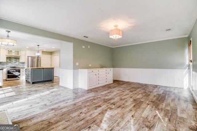 1203 Parkwood NW, Acworth, GA 30102