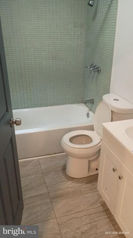1006 N 43RD ST, Philadelphia, PA 19104
