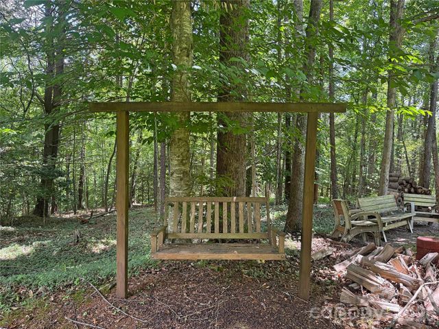 173 Croom Hollow Drive, Nebo, NC 28761