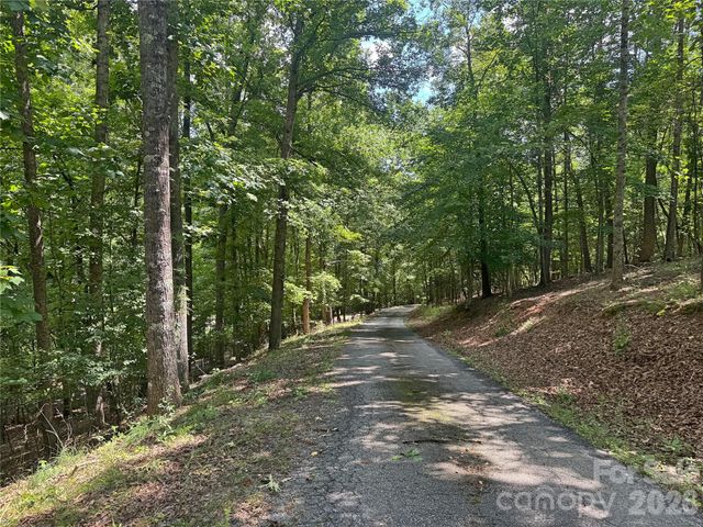 173 Croom Hollow Drive, Nebo, NC 28761