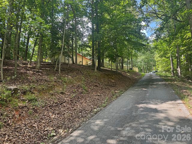 173 Croom Hollow Drive, Nebo, NC 28761