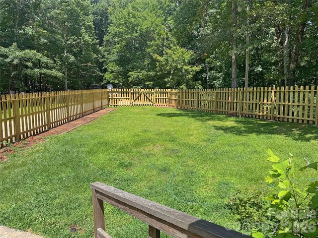 173 Croom Hollow Drive, Nebo, NC 28761