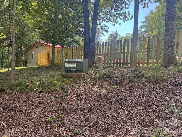 173 Croom Hollow Drive, Nebo, NC 28761