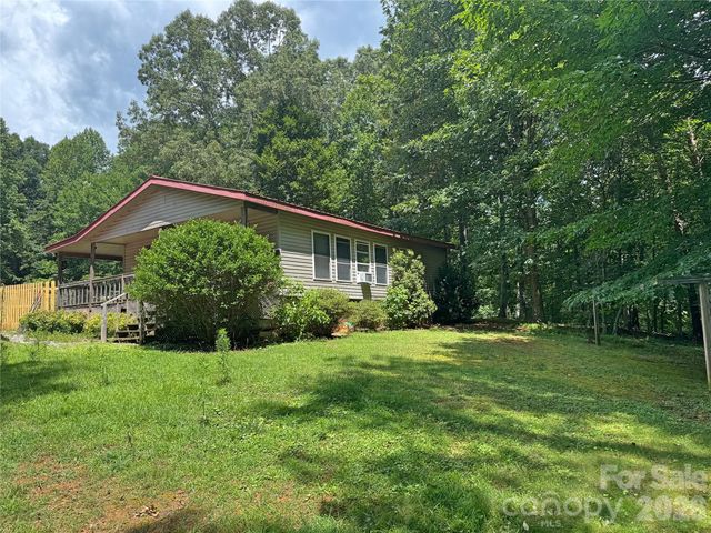 173 Croom Hollow Drive, Nebo, NC 28761