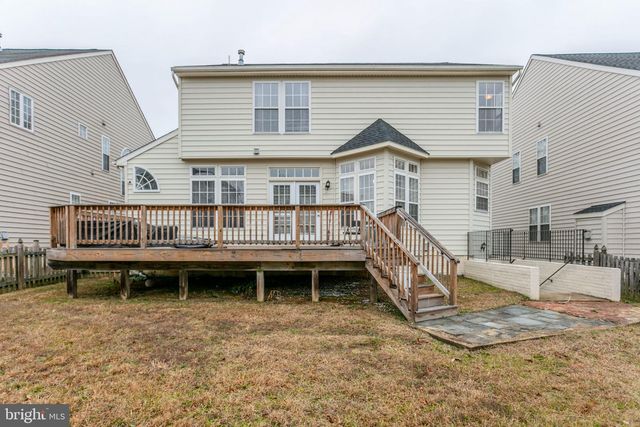 5218 WINDBREAK DR, Fredericksburg, VA 22407