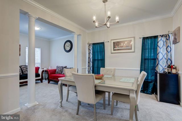 5218 WINDBREAK DR, Fredericksburg, VA 22407