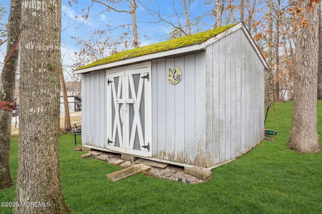 1016 W Bay Avenue, Barnegat, NJ 08005