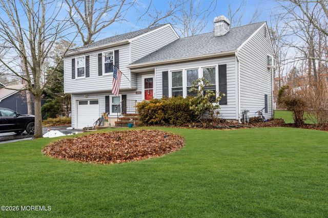 1016 W Bay Avenue, Barnegat, NJ 08005