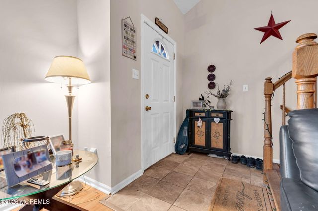 1016 W Bay Avenue, Barnegat, NJ 08005