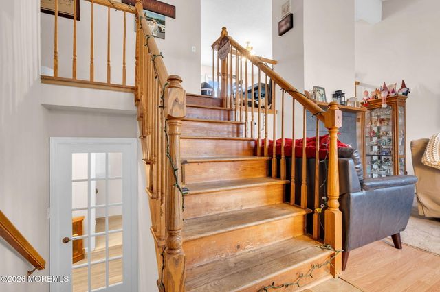 1016 W Bay Avenue, Barnegat, NJ 08005