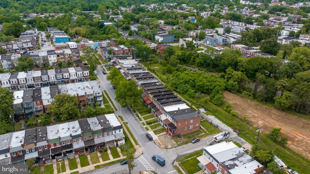 2810 ELLICOTT DR, Baltimore, MD 21216