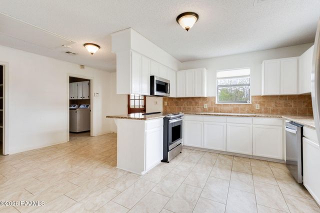 402 Sellers Road, Duson, LA 70529