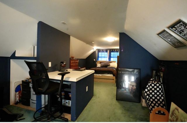 2009 LAUREL RD, Havertown, PA 19083