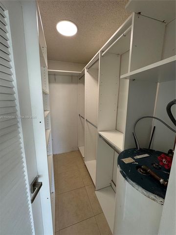 145 SE 25th Rd 601, Miami, FL 33129