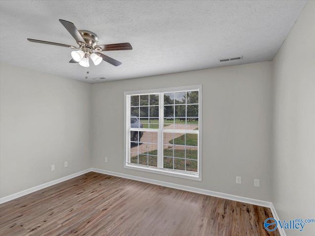28221 Nuke Whitt Lane, Ardmore, AL 35739