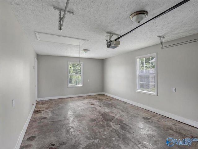 28221 Nuke Whitt Lane, Ardmore, AL 35739