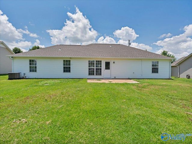28221 Nuke Whitt Lane, Ardmore, AL 35739
