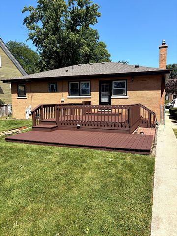 320 N Washington Avenue, Park Ridge, IL 60068
