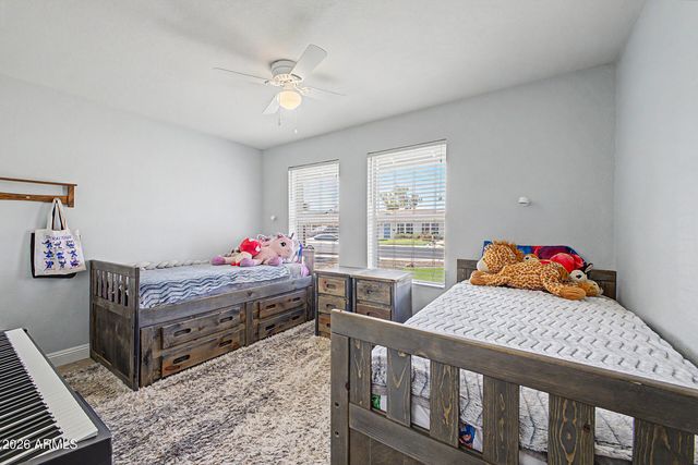 427 W SPUR Avenue, Gilbert, AZ 85233