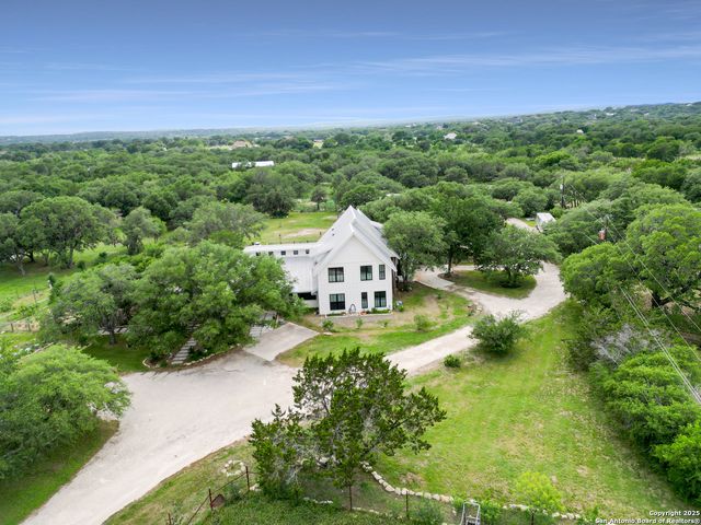 31545 Meadow Creek, Fair Oaks Ranch, TX 78015