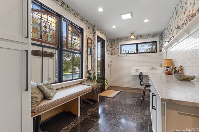 31545 Meadow Creek, Fair Oaks Ranch, TX 78015