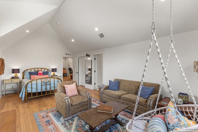 31545 Meadow Creek, Fair Oaks Ranch, TX 78015