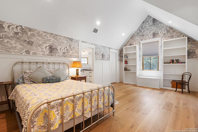 31545 Meadow Creek, Fair Oaks Ranch, TX 78015