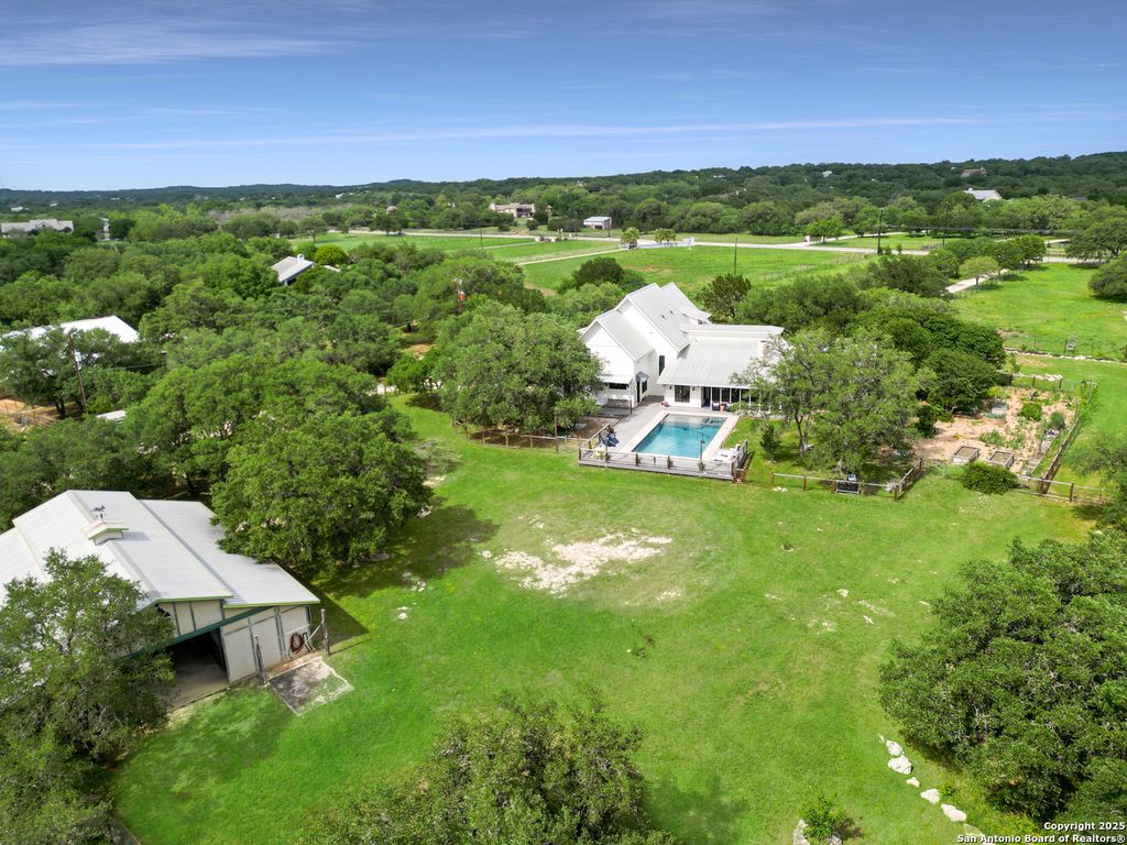 31545 Meadow Creek, Fair Oaks Ranch, TX 78015