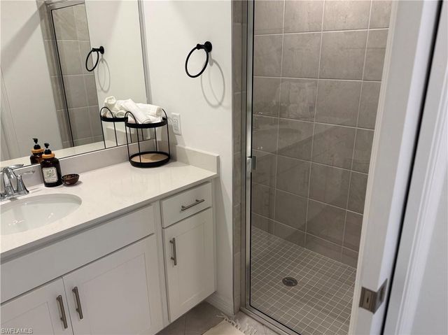 18421 Copperhead CT N 215, Lehigh Acres, FL 33936