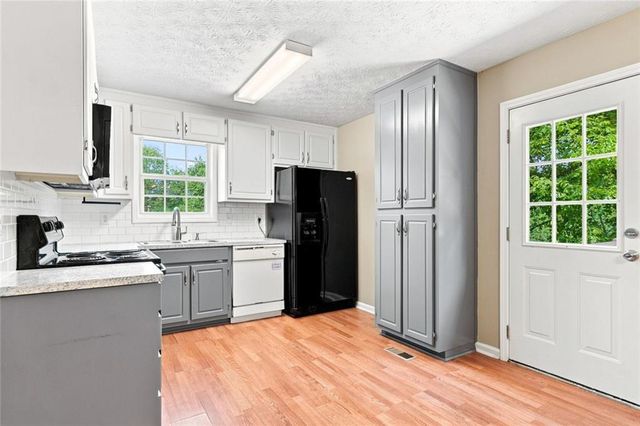 780 Butterworth Road, Canton, GA 30114