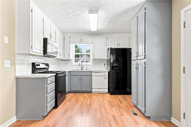 780 Butterworth Road, Canton, GA 30114