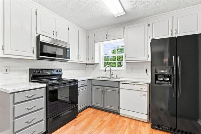 780 Butterworth Road, Canton, GA 30114