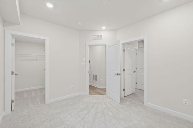 756 S GREENBRIER ST, Arlington, VA 22204