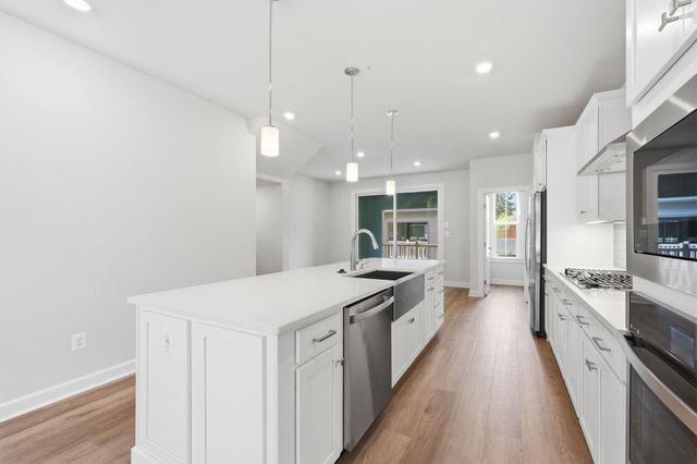 756 S GREENBRIER ST, Arlington, VA 22204