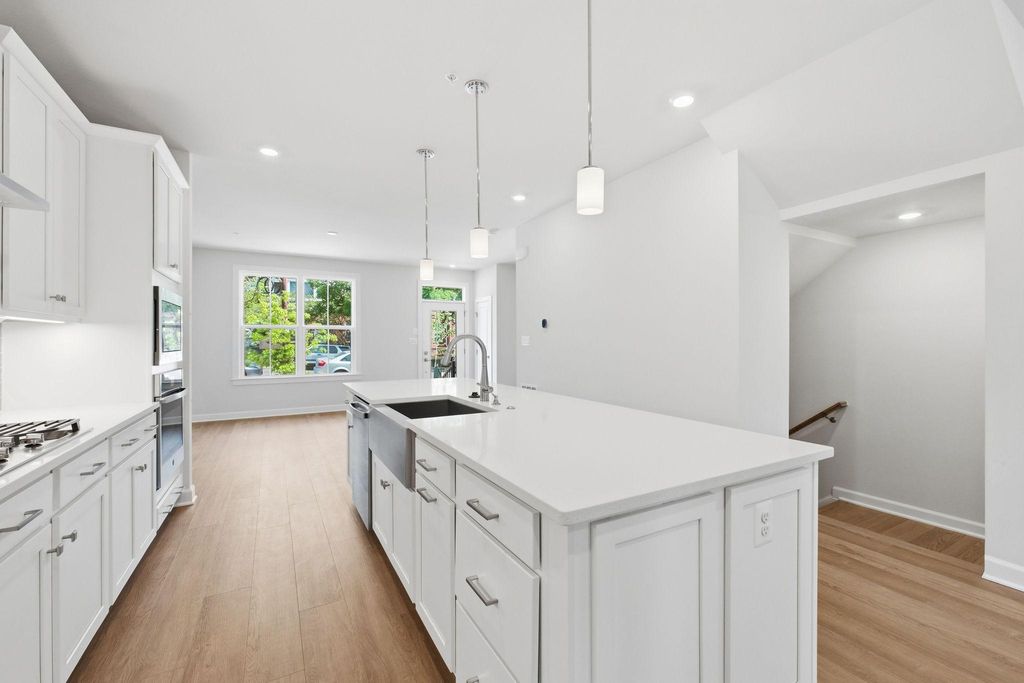 756 S GREENBRIER ST, Arlington, VA 22204