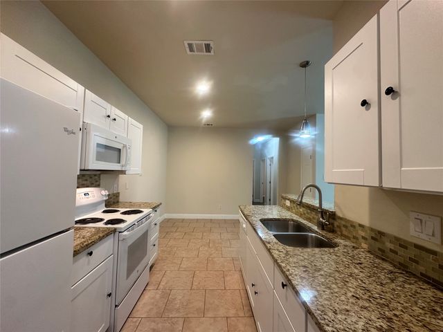 7407 Novella Drive, Fort Worth, TX 76134