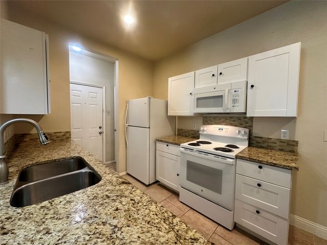 7407 Novella Drive, Fort Worth, TX 76134