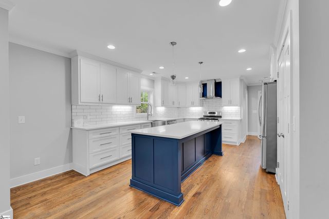 100 Donnybrook Avenue, Greenville, SC 29609