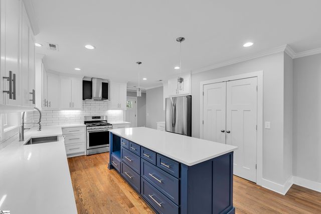 100 Donnybrook Avenue, Greenville, SC 29609